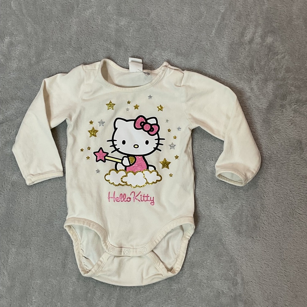 H&M Hello Kitty Sanrio Long Sleeve Bodysuit Cream Gold Glitter Stars 6-9M